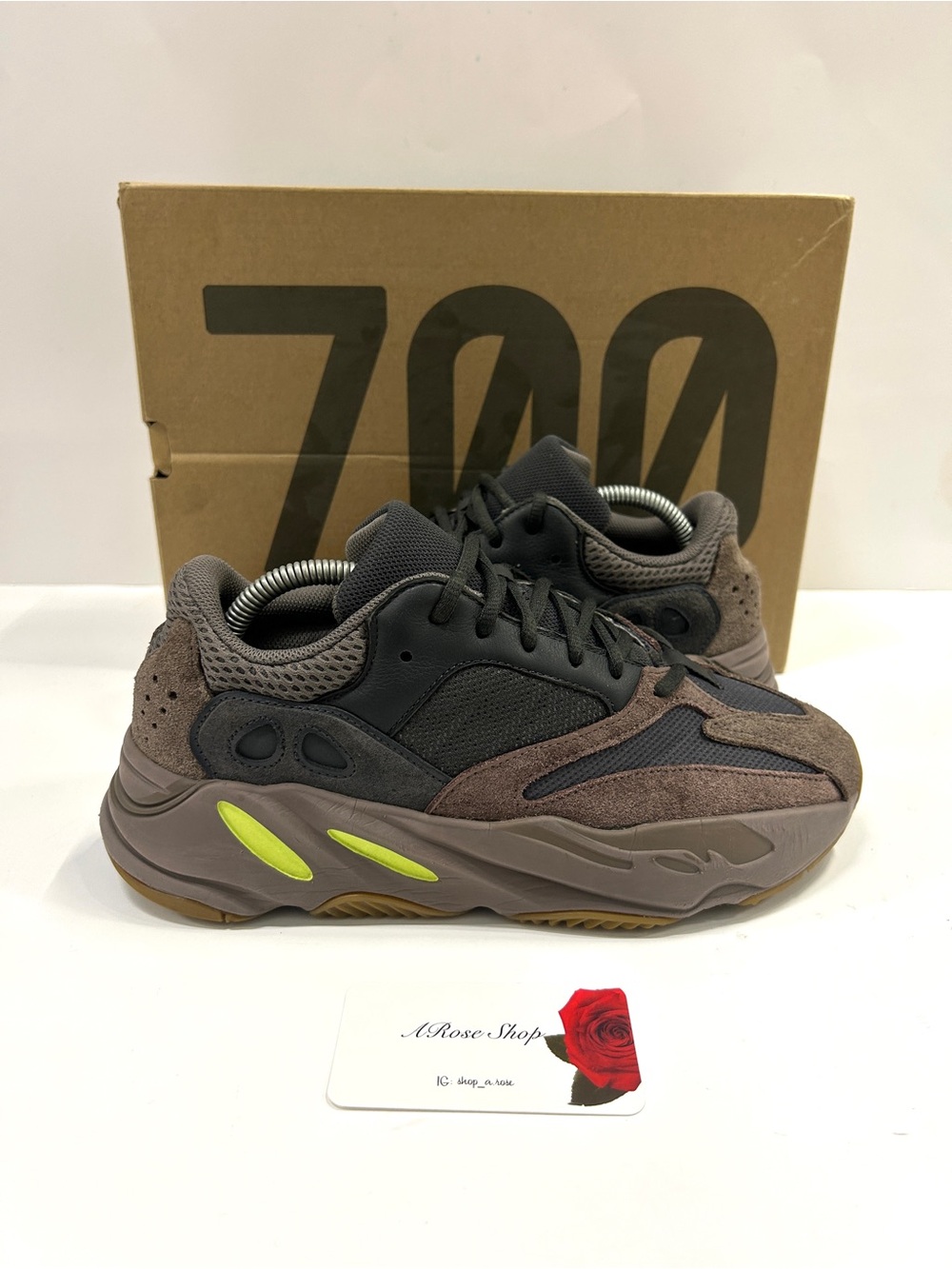Adidas Yeezy Boost 700 ‘Mauve’ (EE9614) Shoes Size: 8.5 M